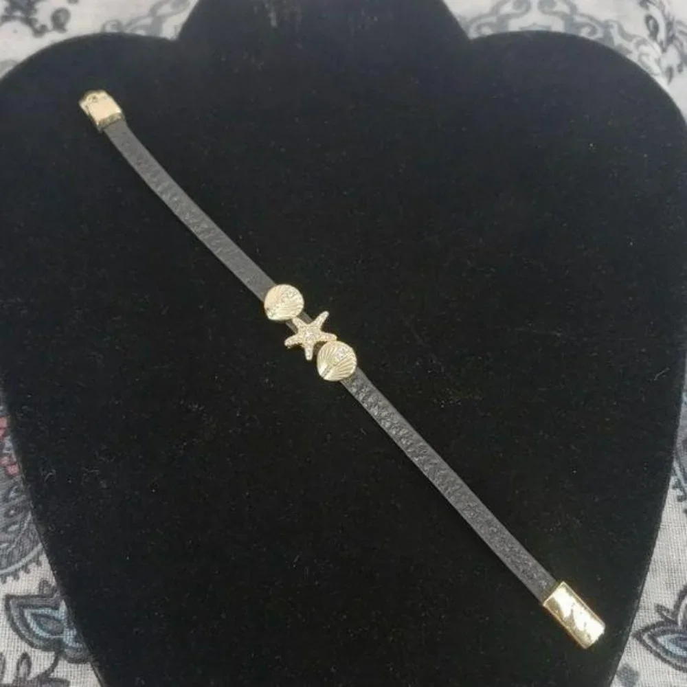 Black Leather‎ Seashell Themed Girl’s Bracelet